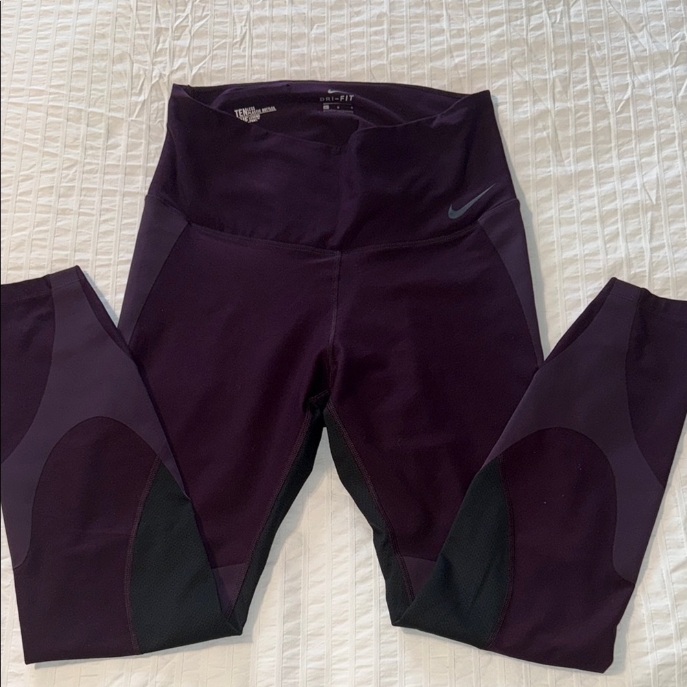 Nike Performance Leggings Purple Black Compression Fit